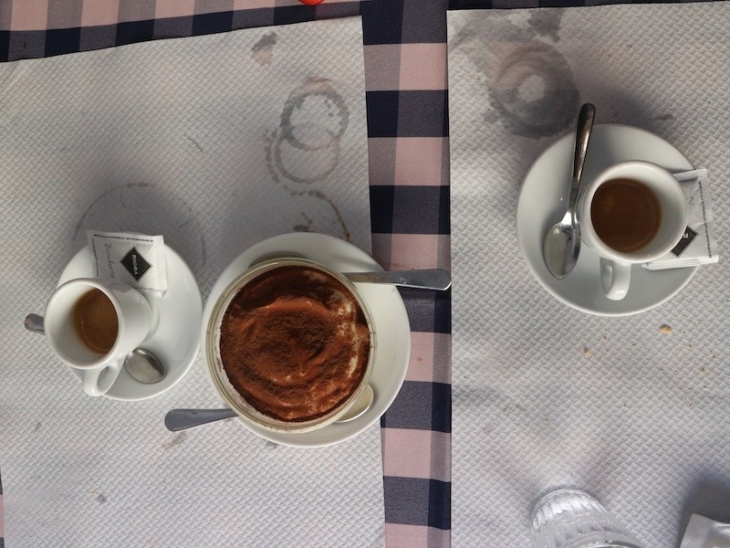 Il Brutto Anatroccolo. Tasty tiramisu and espresso in Milan. 